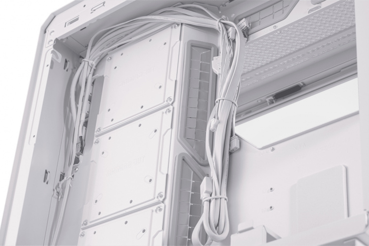 ASUS TUF Gaming GT502 PLUS TG ARGB ATX-kabinett med vindu, hvit ASUS TUF Gaming GT502 PLUS TG ARGB ATX-kabinett med vindu, hvit