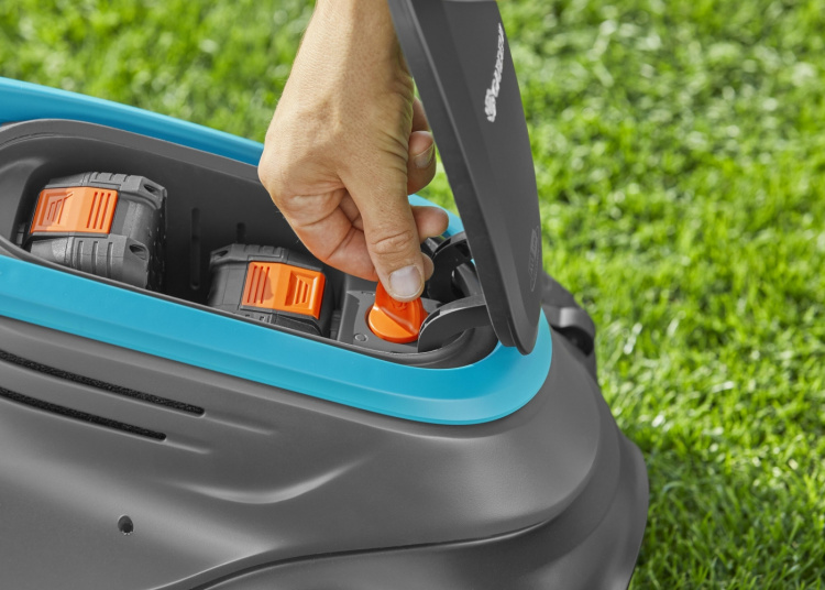 GARDENA PowerMax 37/36V P4A Ready-To-Use Set Accu-gressklipper GARDENA PowerMax 37/36V P4A Ready-To-Use Set Accu-gressklipper