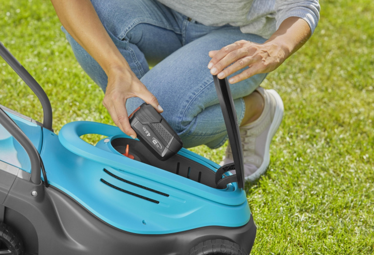 GARDENA PowerMax 30/18V P4A batteridrevet gressklipper