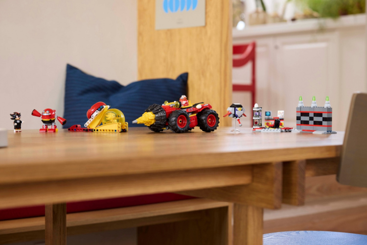 LEGO Sonic 76999 - Super Sonic mot Egg Drillster