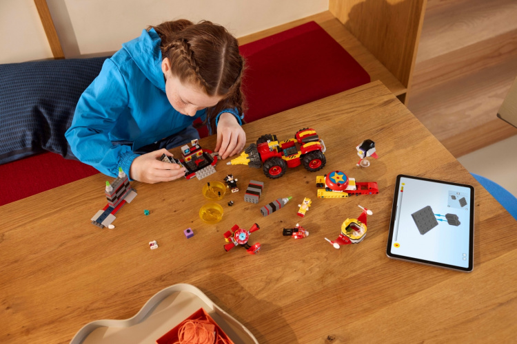 LEGO Sonic 76999 - Super Sonic mot Egg Drillster