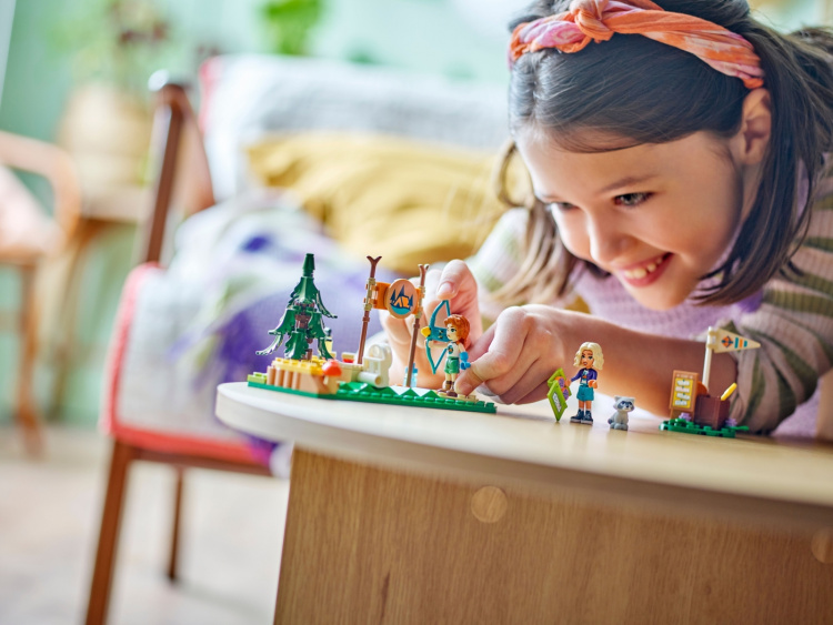 LEGO Friends 42622 - Bueskytterbane i eventyrleiren LEGO Friends 42622 - Bueskytterbane i eventyrleiren