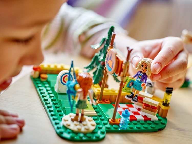 LEGO Friends 42622 - Bueskytterbane i eventyrleiren LEGO Friends 42622 - Bueskytterbane i eventyrleiren