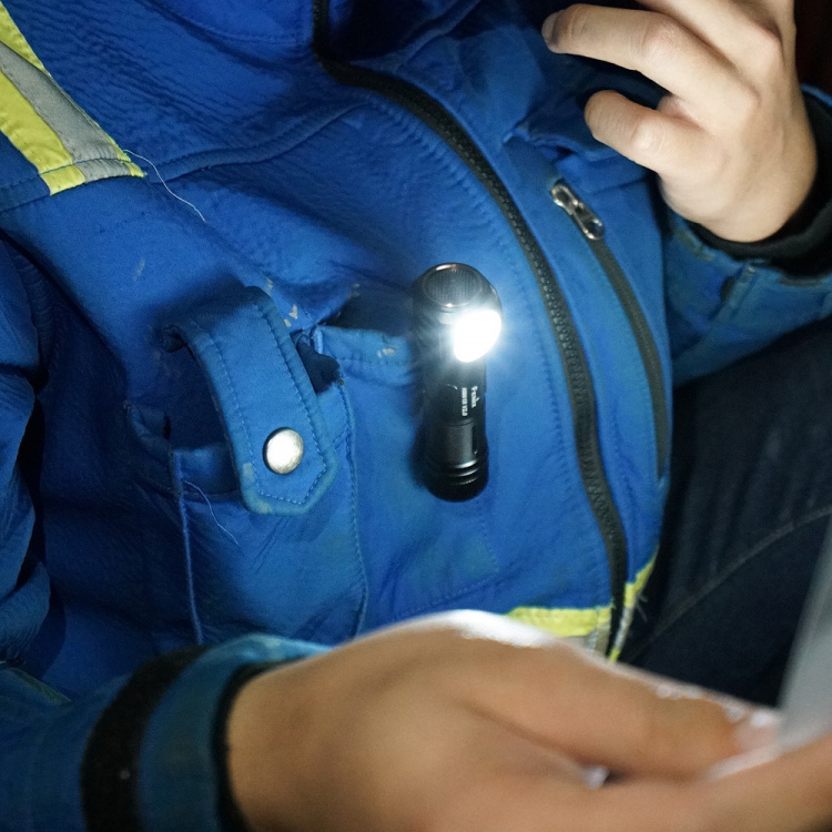 Fenix HM61R V2.0 hodelykt