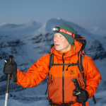 Fenix HL32R-T hodelykt, 800 lm, blå