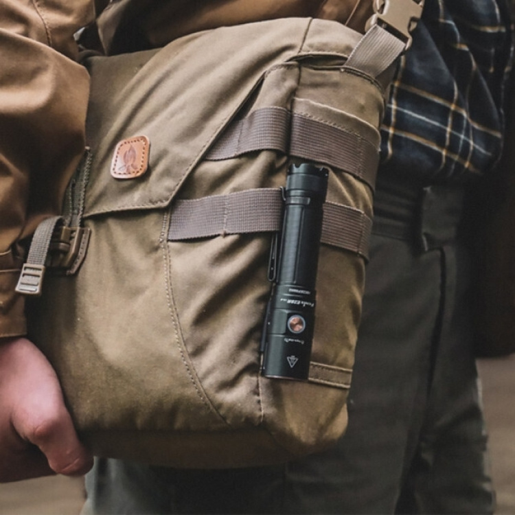 Fenix E28R V2.0 lommelykt, 1700 lm