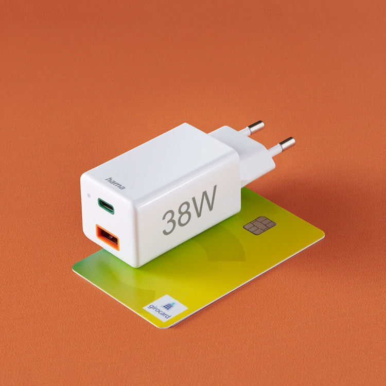 Hama Minilader USB-C + USB-A Qualcomm 3.0 38W Hvit Hama Minilader USB-C + USB-A Qualcomm 3.0 38W Hvit