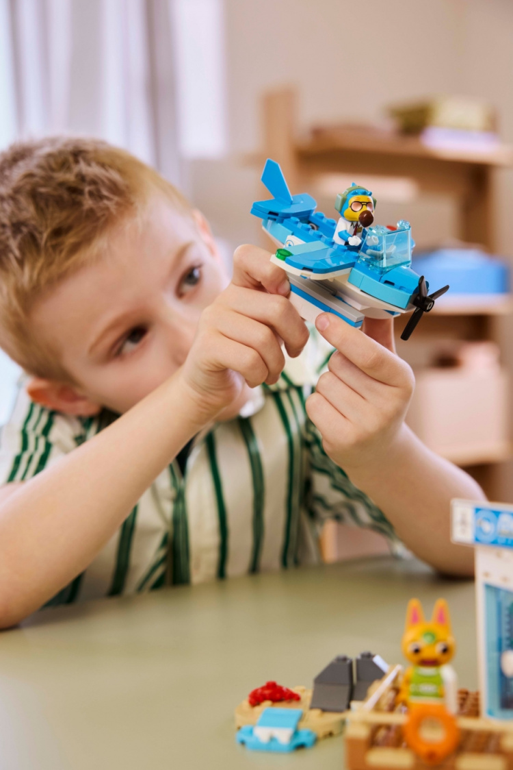 LEGO ® Animal Crossing™ 77051 - Dodo Airlines kaller på deg for en flytur