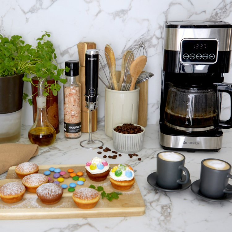 Champion Kaffetrakter Digital 12-kopp/1,5L KB400 rustfritt stål Champion Kaffetrakter Digital 12-kopp/1,5L KB400 rustfritt stål