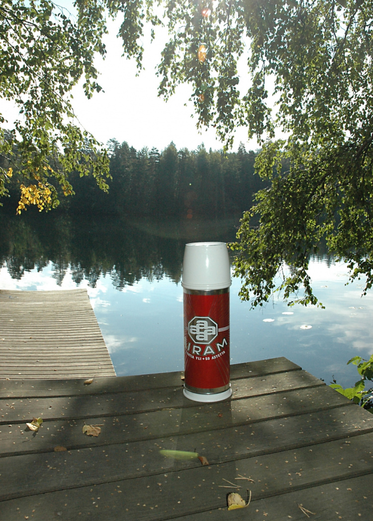 Airam termosflaske 1 liter, rød