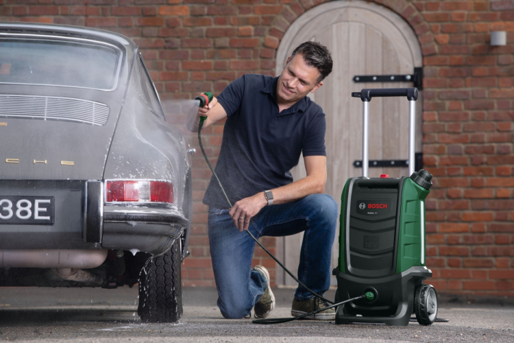 Bosch Fontus 18V Gen2 batteridrevet rengjøringsmaskin, med 2,5 Ah batteri