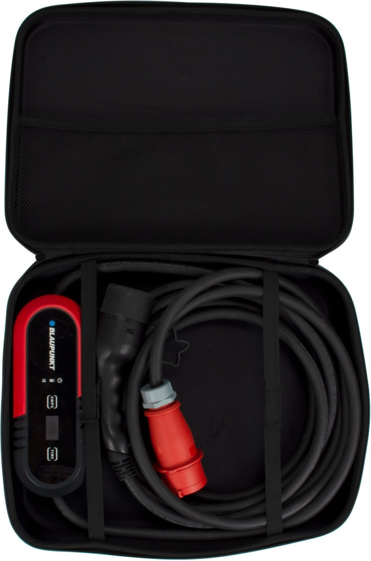 blaupunkt P3PM2T2 - Elbillader med regulator, 8 m, 3-faset, CEE-Type2 blaupunkt P3PM2T2 - Elbillader med regulator, 8 m, 3-faset, CEE-Type2