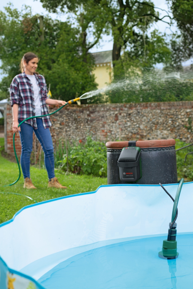Bosch GardenPump 18V-2000 Solo oppladbar vannpumpe Bosch GardenPump 18V-2000 Solo oppladbar vannpumpe