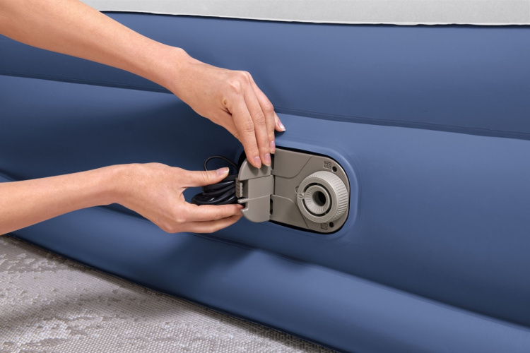 Bestway Tritech™ Luftmadrass Queen luftfylt ekstraseng, innebygd pumpe, 203 x 152 x 46 cm