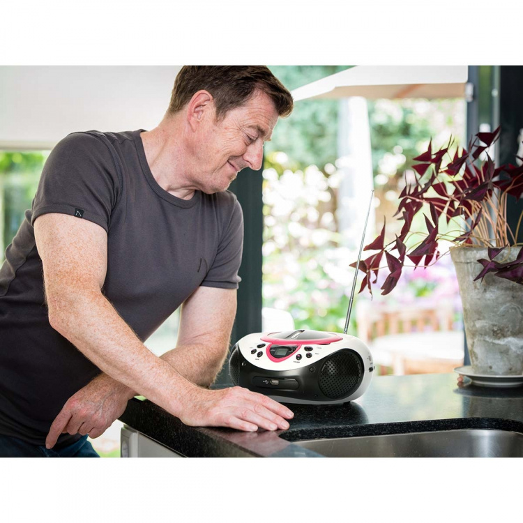 Lenco Bærbar FM-radio, CD- og USB-spiller Rosa Lenco Bærbar FM-radio, CD- og USB-spiller Rosa