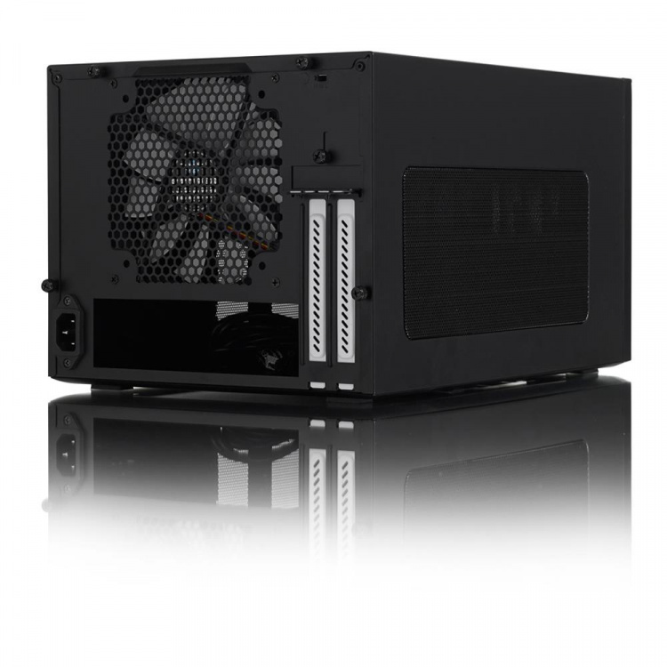 Fractal Design Node 304 svart uten PSU