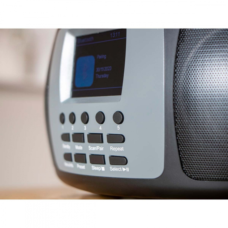 Lenco Bærbar DAB+/FM-radio med Bluetooth® CD-spiller og stor LCD-fargeskjerm Svart