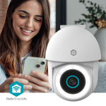 Nedis SmartLife Utendørs kamera | Søkelys | 3MP Full HD 1296p | Panorering og vipping | IP65 | Cloud Storage (valgfritt) / microSD (ikke inkludert) / Onvif | 5 V DC | Med bevegelses sensor | Nattsyn | Hvit Nedis SmartLife Utendørs kamera | Søkelys | 3MP Full HD 1296p | Panorering og vipping | IP65 | Cloud Storage (valgfritt) / microSD (ikke inkludert) / Onvif | 5 V DC | Med bevegelses sensor | Nattsyn | Hvit