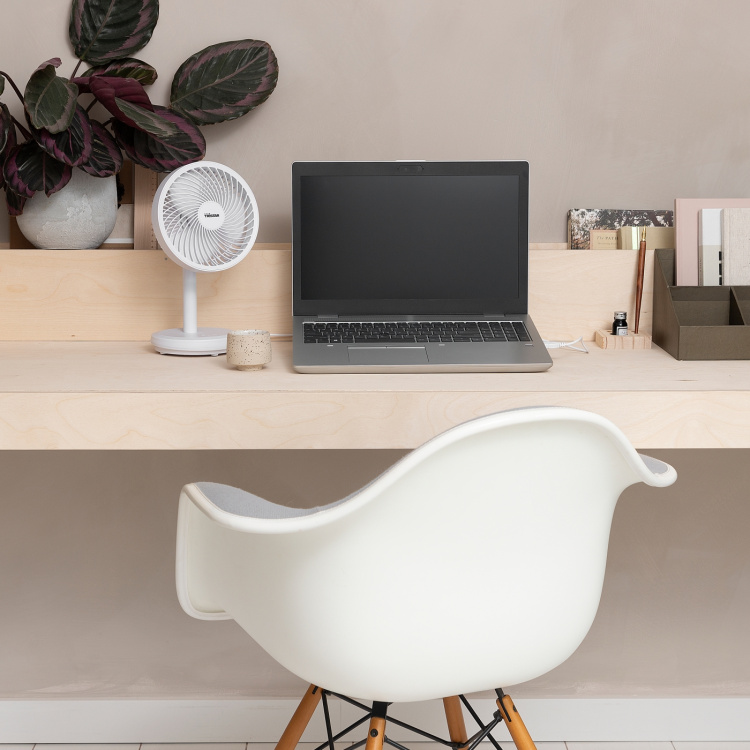 Tristar Oppladbar skrivebordsvifte hvit