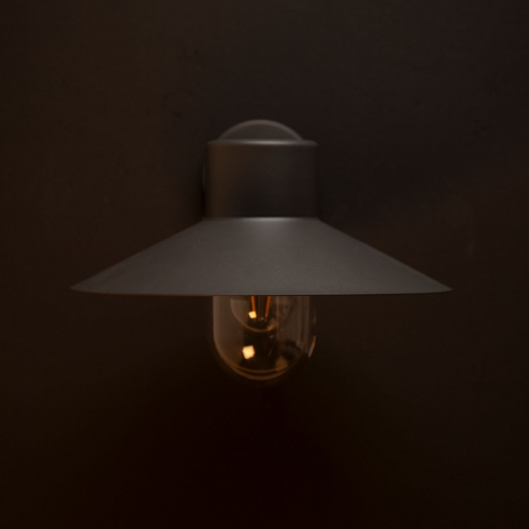 Llitt Victor Veggarmatur E27 sokkel IP44 Antracitt Llitt Victor Veggarmatur E27 sokkel IP44 Antracitt