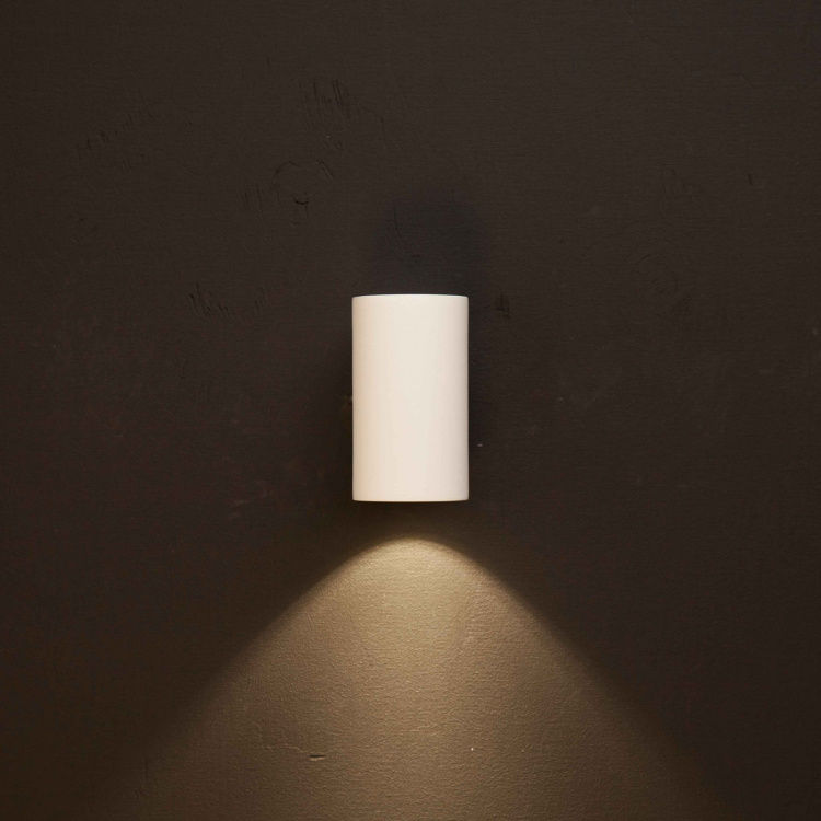 Llitt Erik I Vegg-LED IP65 3000K 2W 293lm Hvit Llitt Erik I Vegg-LED IP65 3000K 2W 293lm Hvit