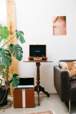 Lenco Koffertplatespiller med 2 innebygde høyttalere Brun