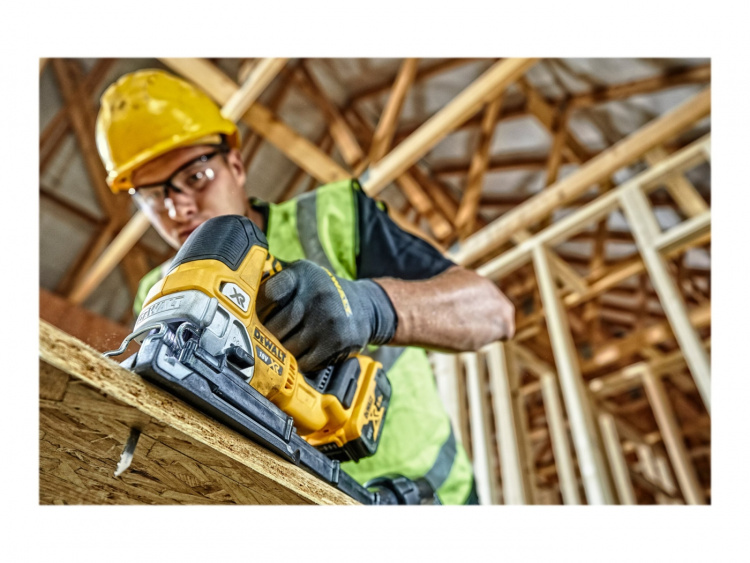 DeWalt Stiksag 18V, uten batteri og ladet