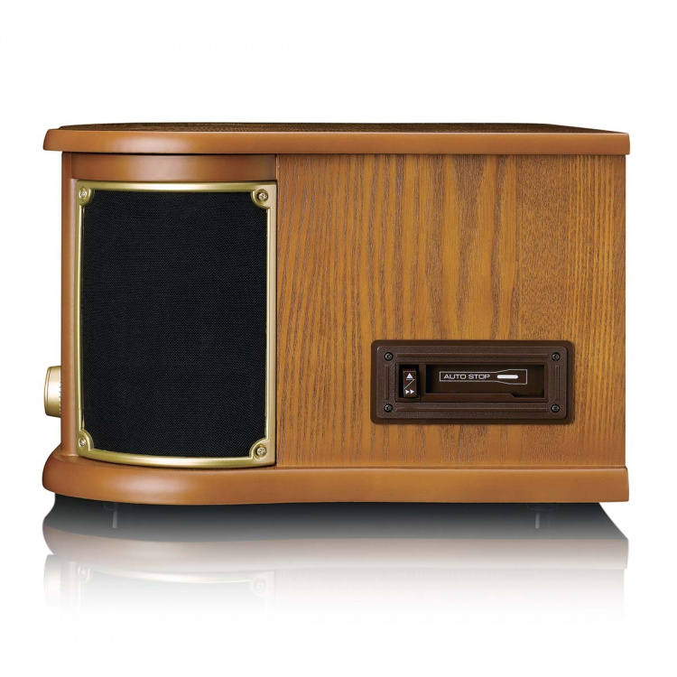 Lenco Retro platespiller i tre med Bluetooth® AM/FM-radio, USB-koding, CD-spiller, kassettspiller og innebygde høyttalere Lenco Retro platespiller i tre med Bluetooth® AM/FM-radio, USB-koding, CD-spiller, kassettspiller og innebygde høyttalere