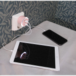 CAPiDi Sikkerhetstimer USB A+C 1-4 3,4A Rosa CAPiDi Sikkerhetstimer USB A+C 1-4 3,4A Rosa