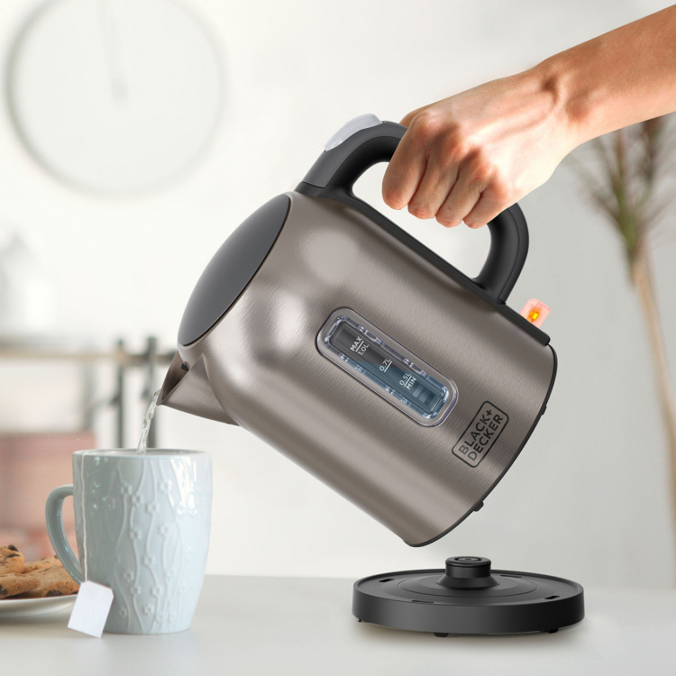 BLACK+DECKER Vannkoker 1L 2200W Børstet Stål