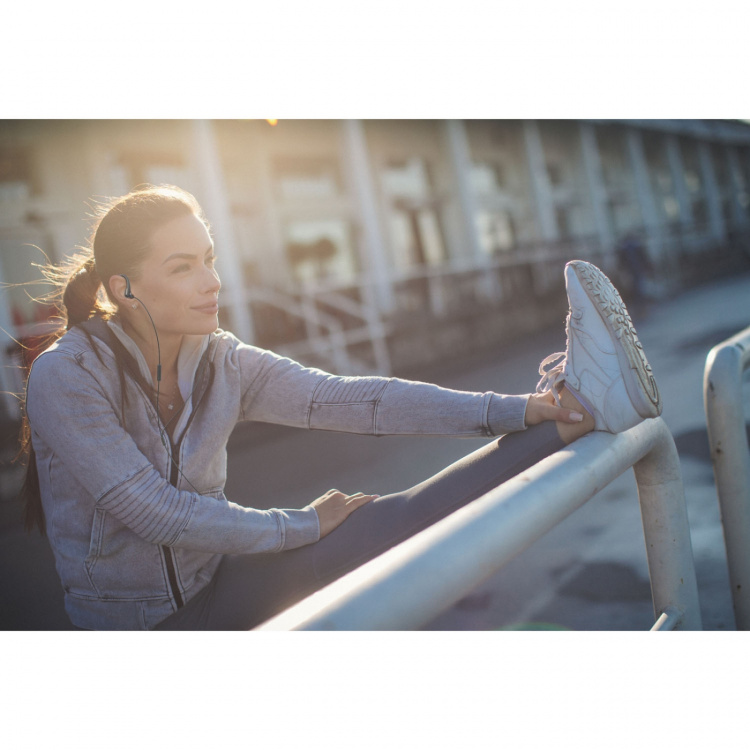 Philips Hörlurar In-Ear Sport IPX2 Kabel Svart