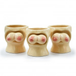 MikaMax Jiggle Me Drunk: Boob Shot-sett med 3 glass MikaMax Jiggle Me Drunk: Boob Shot-sett med 3 glass