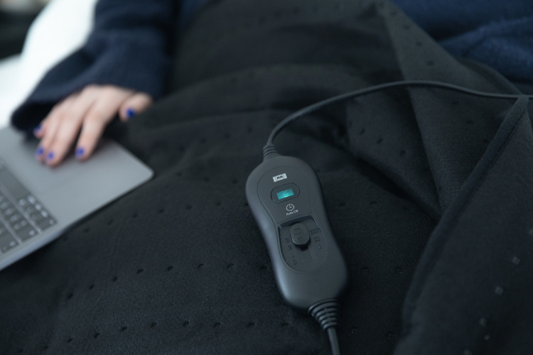 MELISSA Varmeteppe 80x150cm 55-60W Svart MELISSA Varmeteppe 80x150cm 55-60W Svart