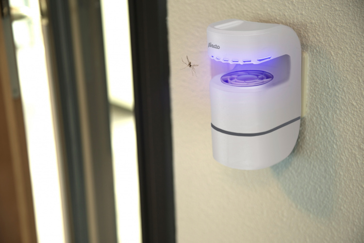 Alecto Insektlampe Effektiv mot mygg, fluer og andre flygende insekter Plug and Play Hvit Alecto Insektlampe Effektiv mot mygg, fluer og andre flygende insekter Plug and Play Hvit