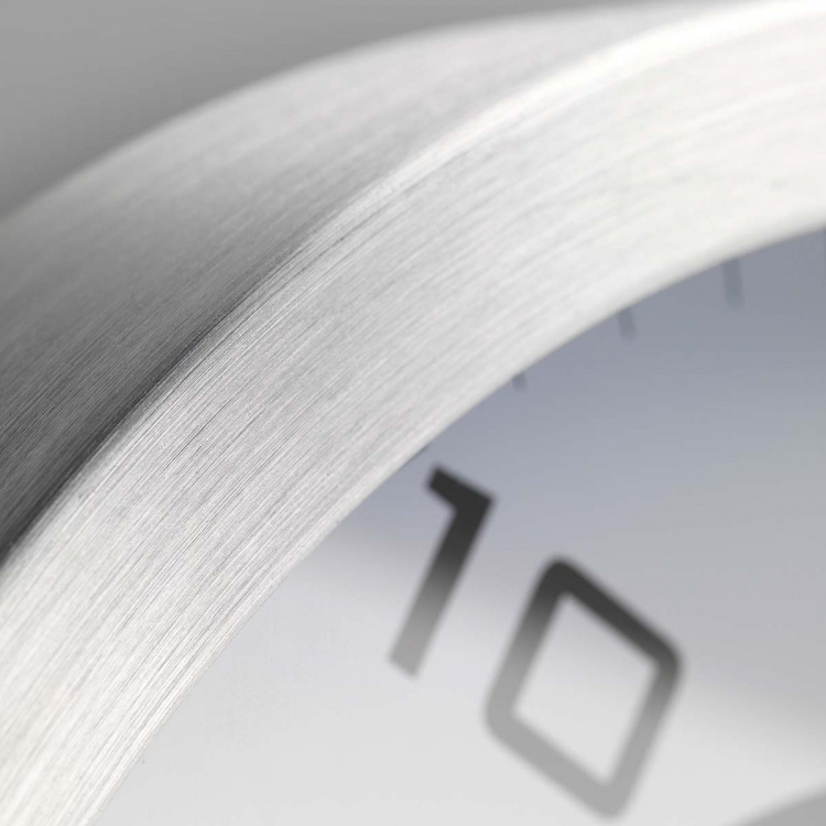 Fysic Analog demensklokke i aluminium Fysic Analog demensklokke i aluminium