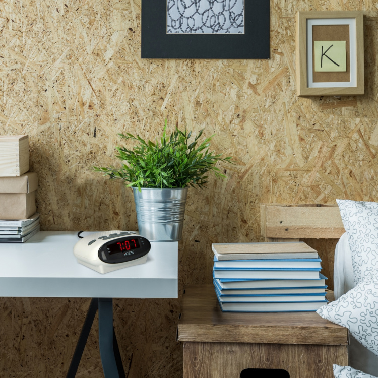 ICES Klokkeradio Hvit