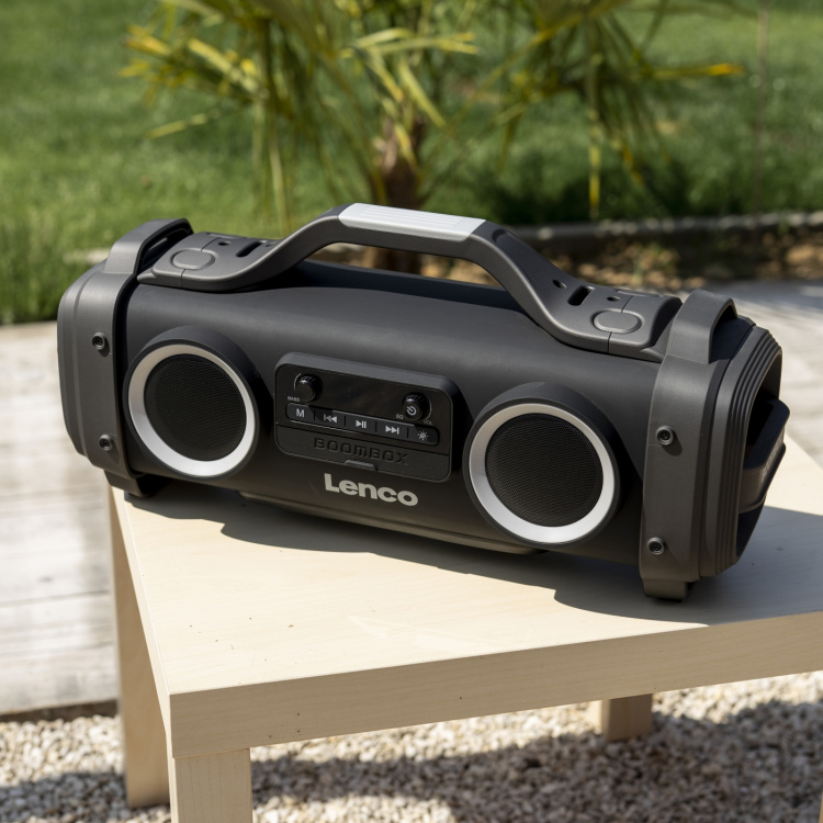 Lenco Sprutsikker Bluetooth®-høyttaler FM-radio USB og micro SD med lyseffekter Svart