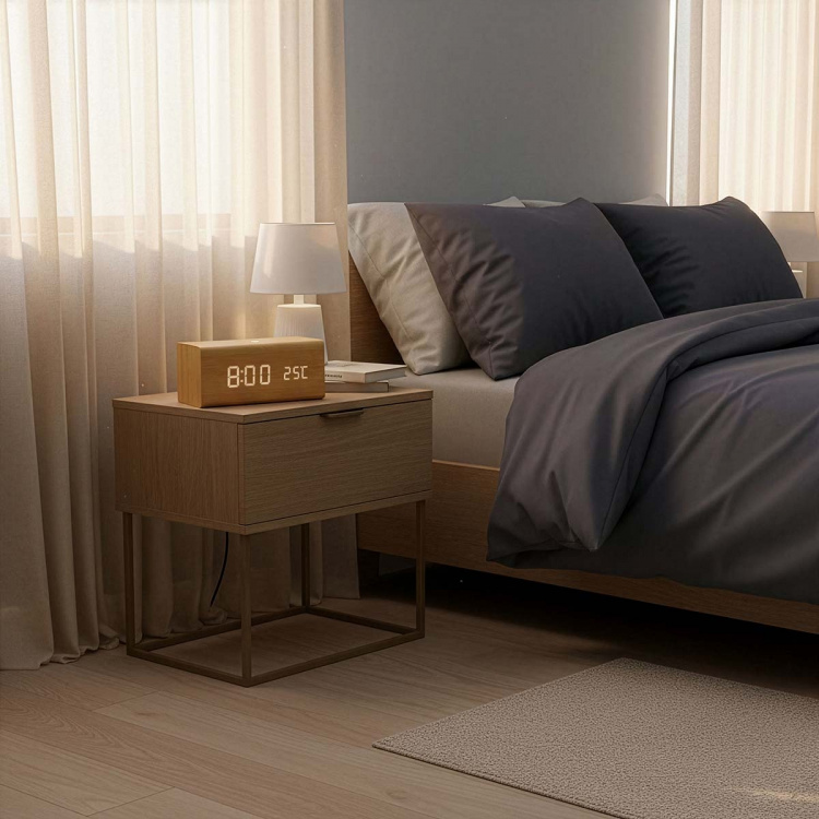 Nedis Digital Alarm Clock Radio | LED | USB-C™ Female | FM | slumrefunksjon | Sleep timer | Antall alarmer: 2 | Brun