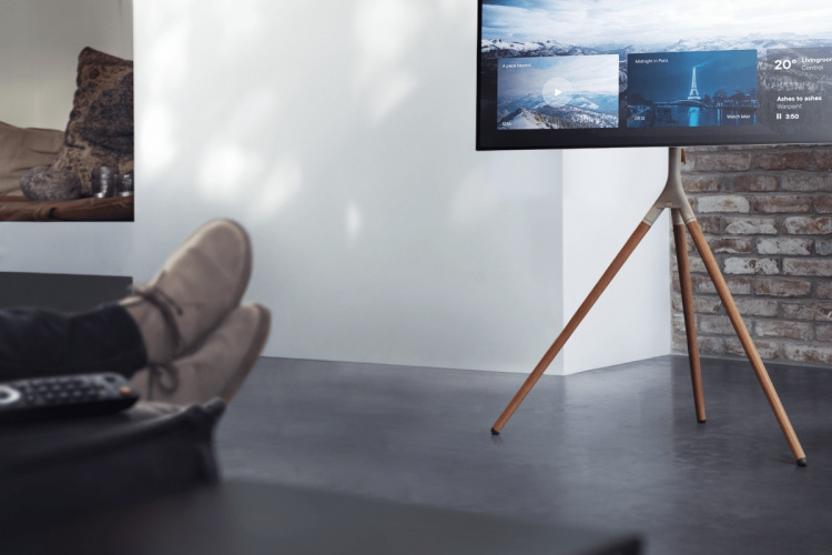 One for All WM7471 – Designet gulvstativ for TV-er på