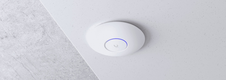 Ubiquiti UniFi 6 Enterprise – WiFi 6E-basestasjon