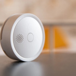 Shelly Plus Smoke Alarm brannvarsler for Wi-Fi-nettverk