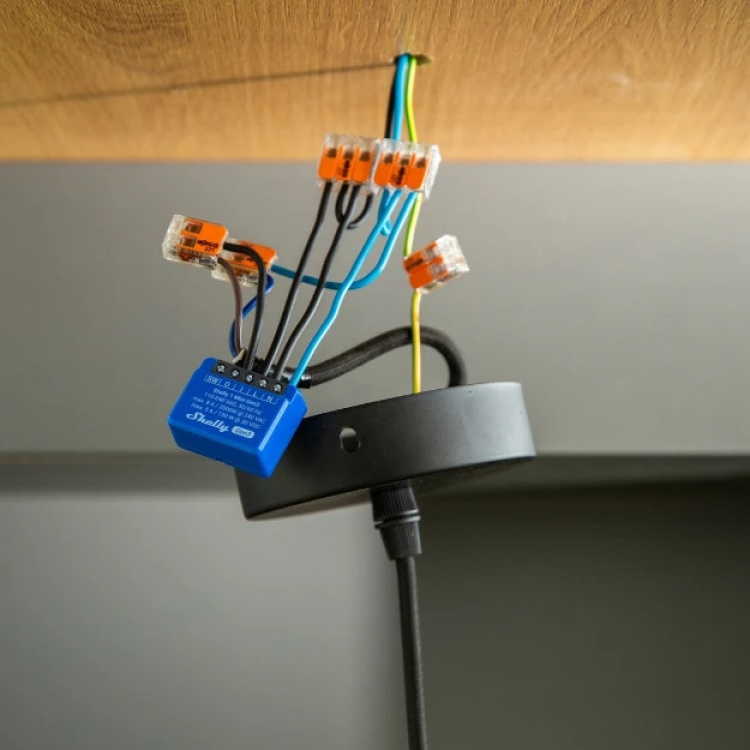 Shelly 1 Mini Gen3 – relébryter for Wi-Fi-nettverk