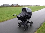 BabyDan Super Safe regntrekk – svart – 100 cm