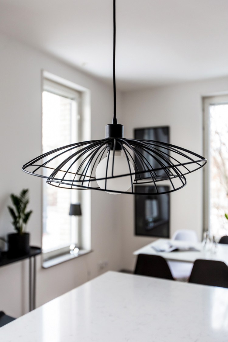 Globen Lighting Taklampa Ray 45 Svart Globen Lighting