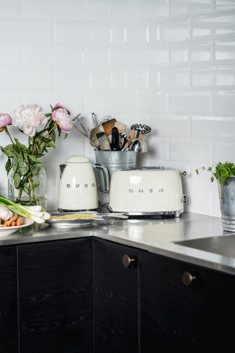 SMEG Vattenkokare KLF03CREU Creme Smeg