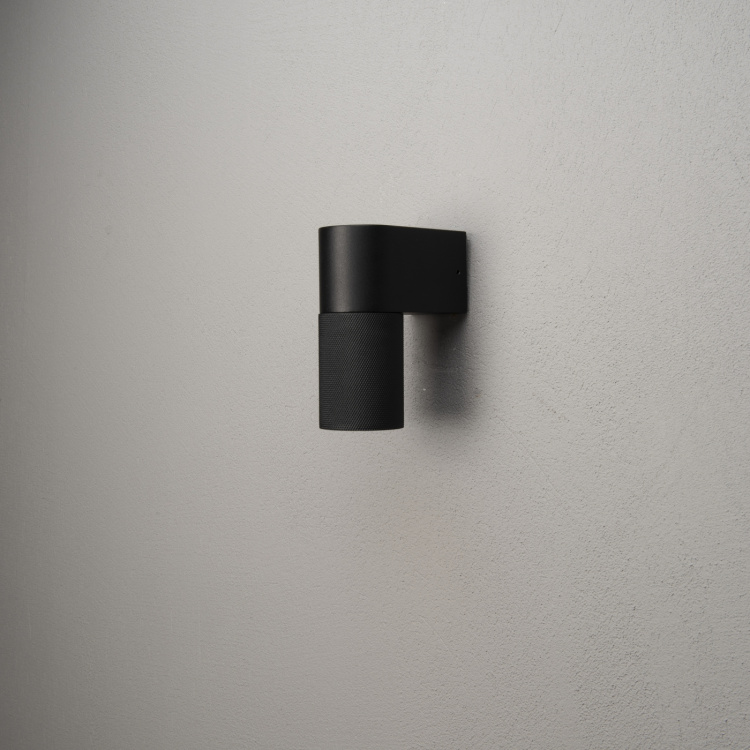 Konstsmide Vägglampa Temi ner GU10 svart Konstsmide